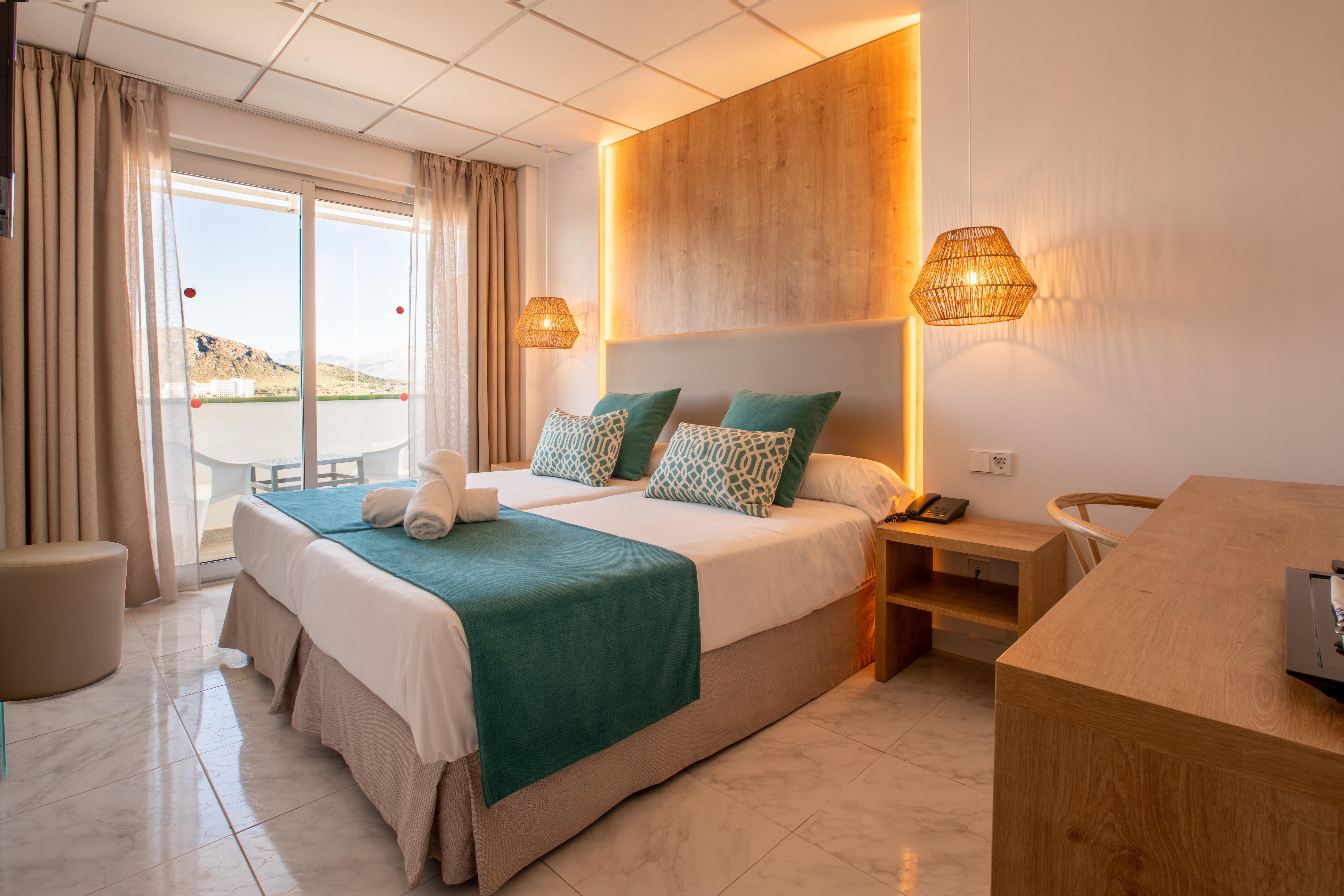 Bahia De Alcudia Hotel & Spa Port de Alcudia  Exterior photo